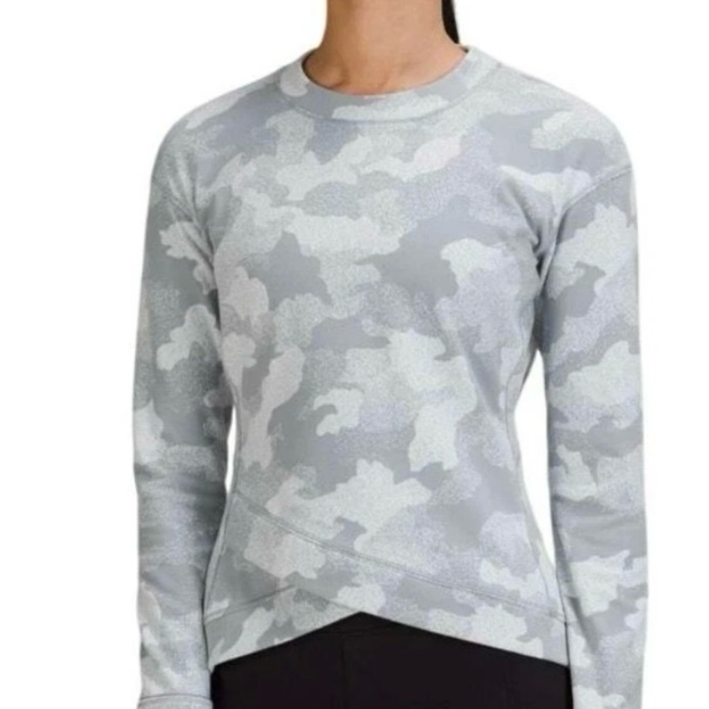 lululemon athletica Gray Camo Crew Neck Sweater close to crossing long sleeve